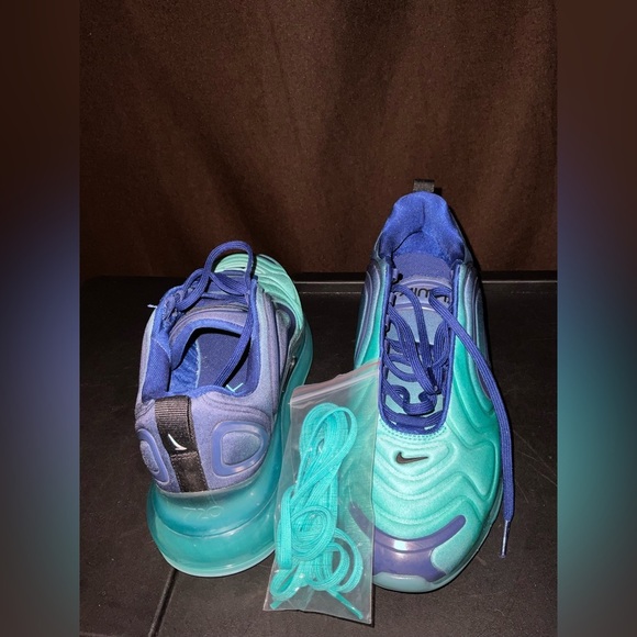 NWOB Nike Air Max 720 Sea Forest Mens 8/WMS 9.5 NEVER WORN New 1 OWNER RARE FIND - Picture 2 of 16